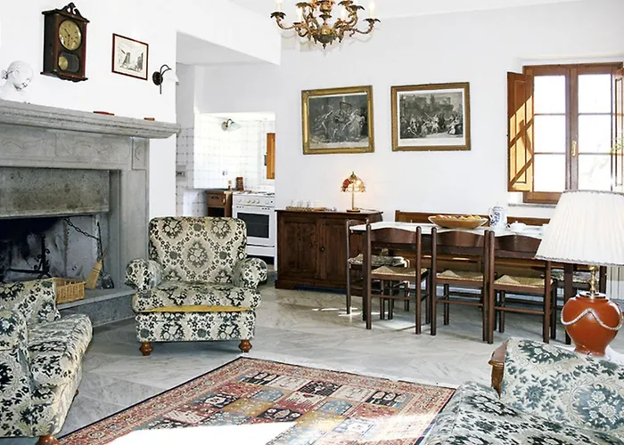 Daire Rondini By Interhome Linari